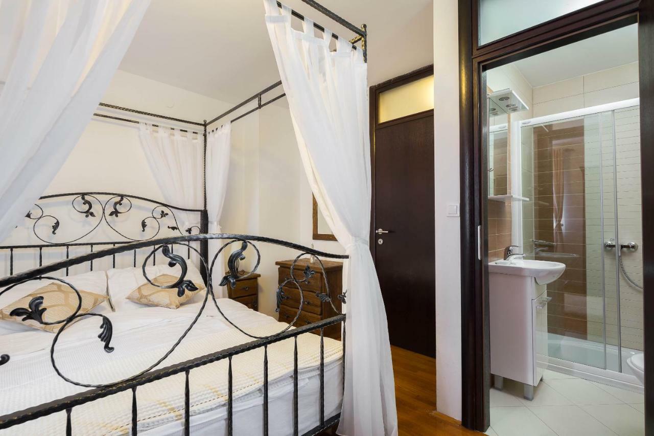 Aurea Holiday home