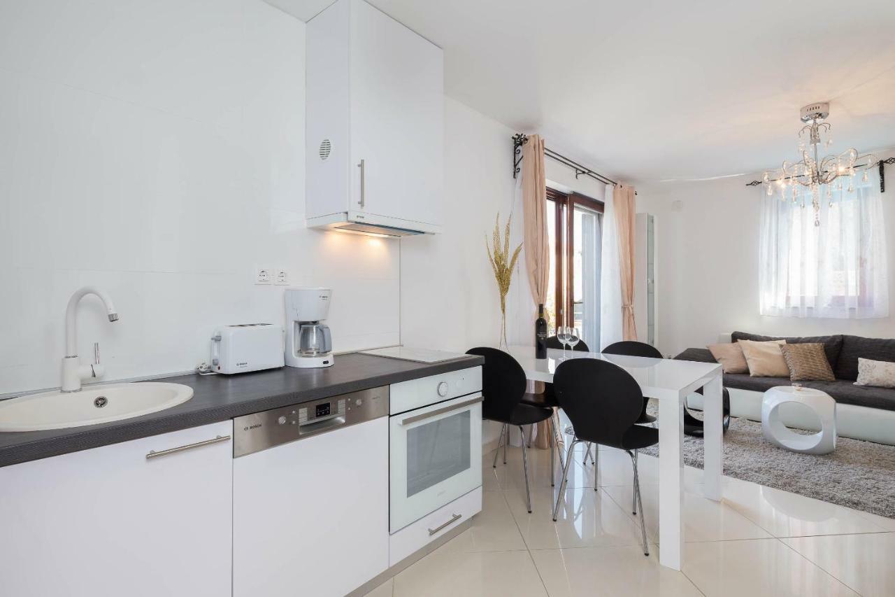 Holiday home Aurea *
